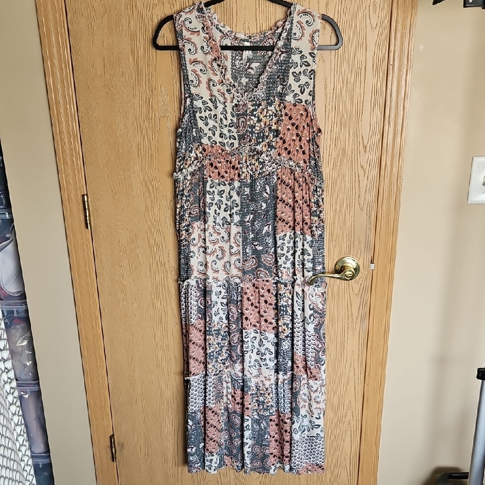 Moon Orchard Patchwork Sleeveless Maxi Dress